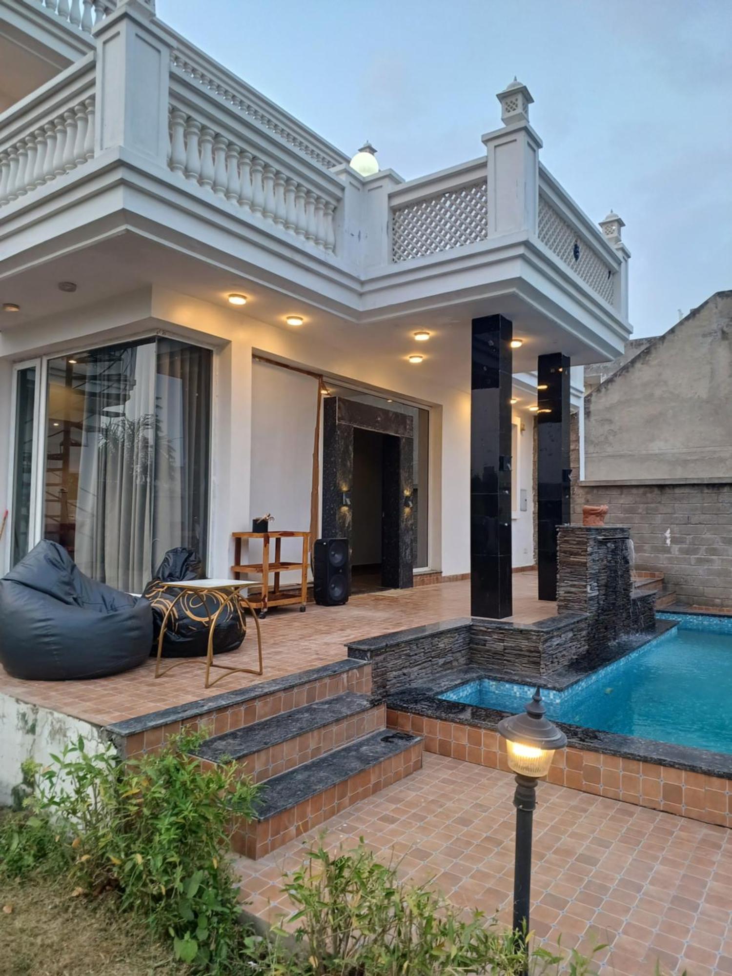 Greystone Villa, Swiming Pool , Bbq , Big Garden, Pool Table, Party Speaker, Bathtub, Kitchen, 15Mins To Golden Temple Αμριτσάρ Εξωτερικό φωτογραφία